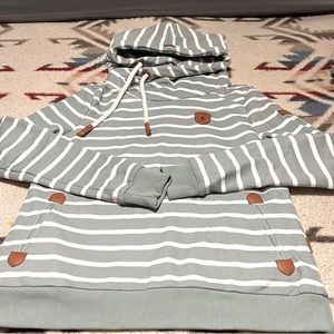 Wanakome Hoodie